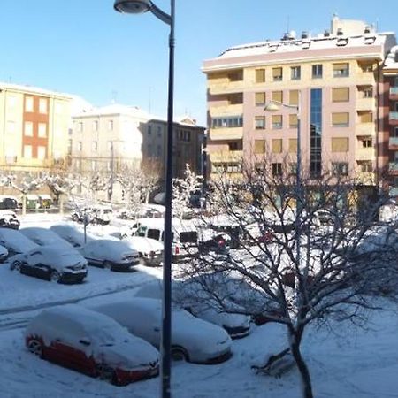Www Apartamento Conde De Leon Wordpress Com Parking Opcional Екстер'єр фото
