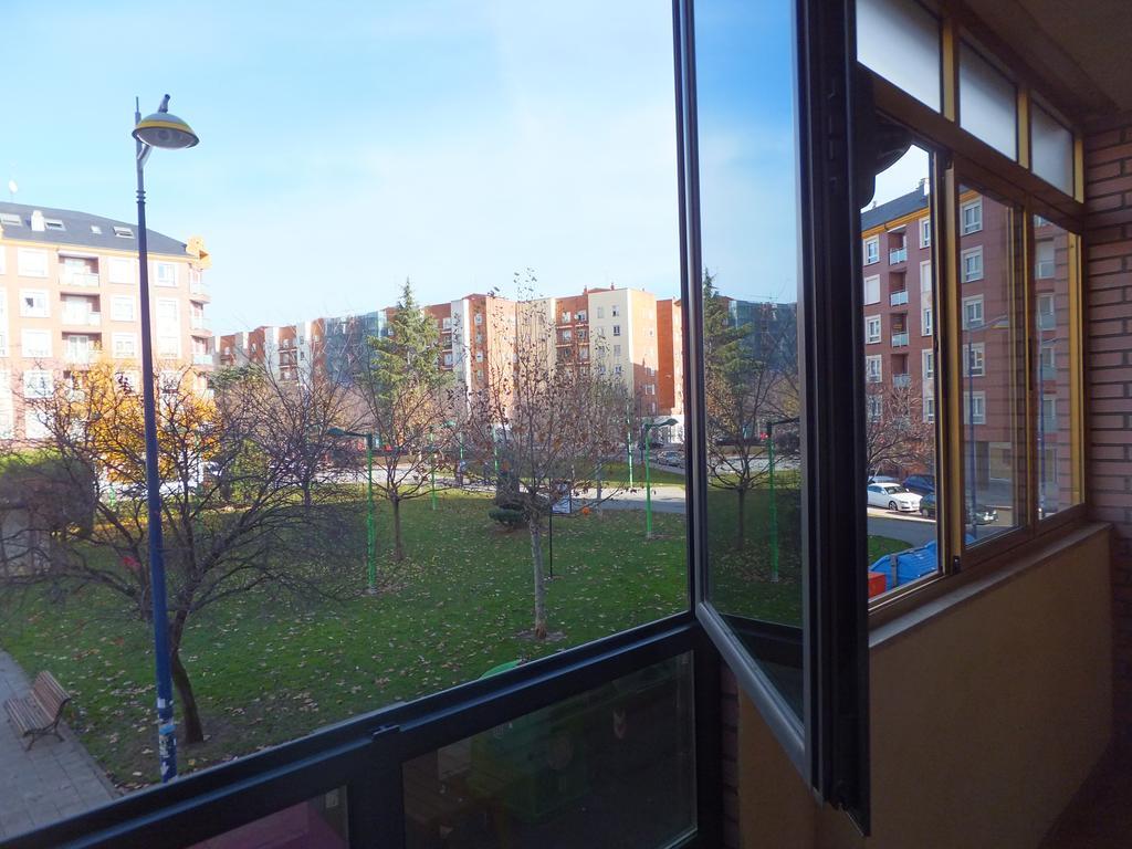 Www Apartamento Conde De Leon Wordpress Com Parking Opcional Екстер'єр фото